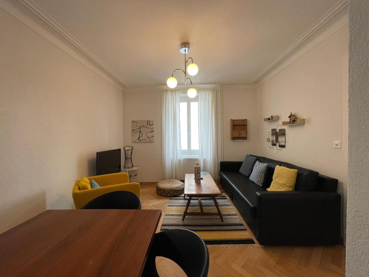 Appartement Luna Avec Parking Couvert Prive Le Locle Exteriér fotografie